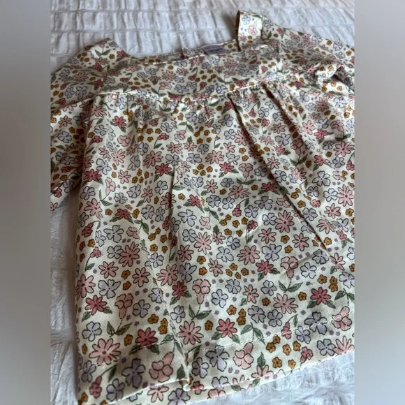 Carter's Baby Girl Outfit Peasant Top & Leggings Size 12M - Picture 2 of 10